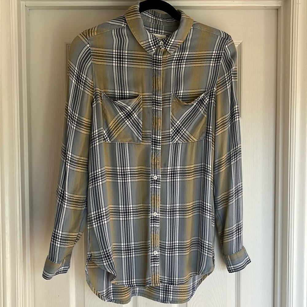Treasure & Bond Woman’s Long Sleeve Plaid Button Front Shirt - Size Small